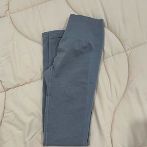 Alphalete Size Small Grey Amplify Legging